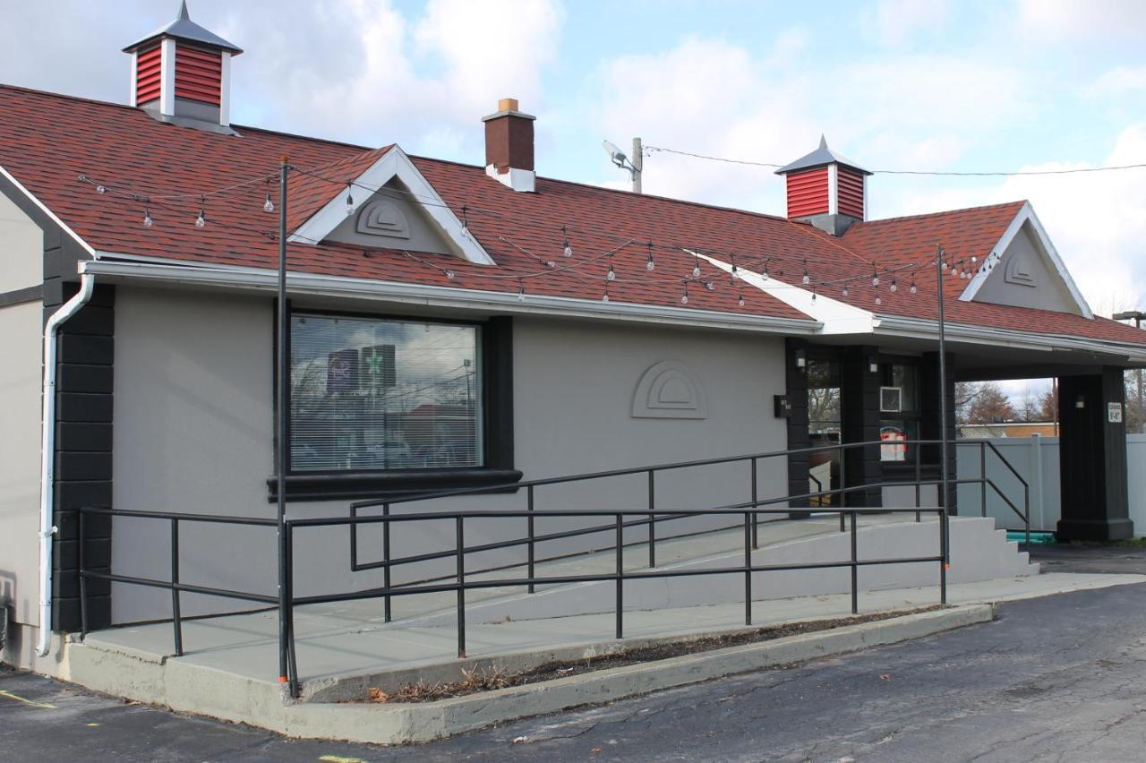 The Route 62 Motel Tonawanda Exterior foto